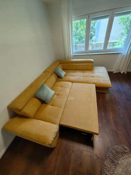 New 1 Bedroom Near Center And Beach Split Buitenkant foto